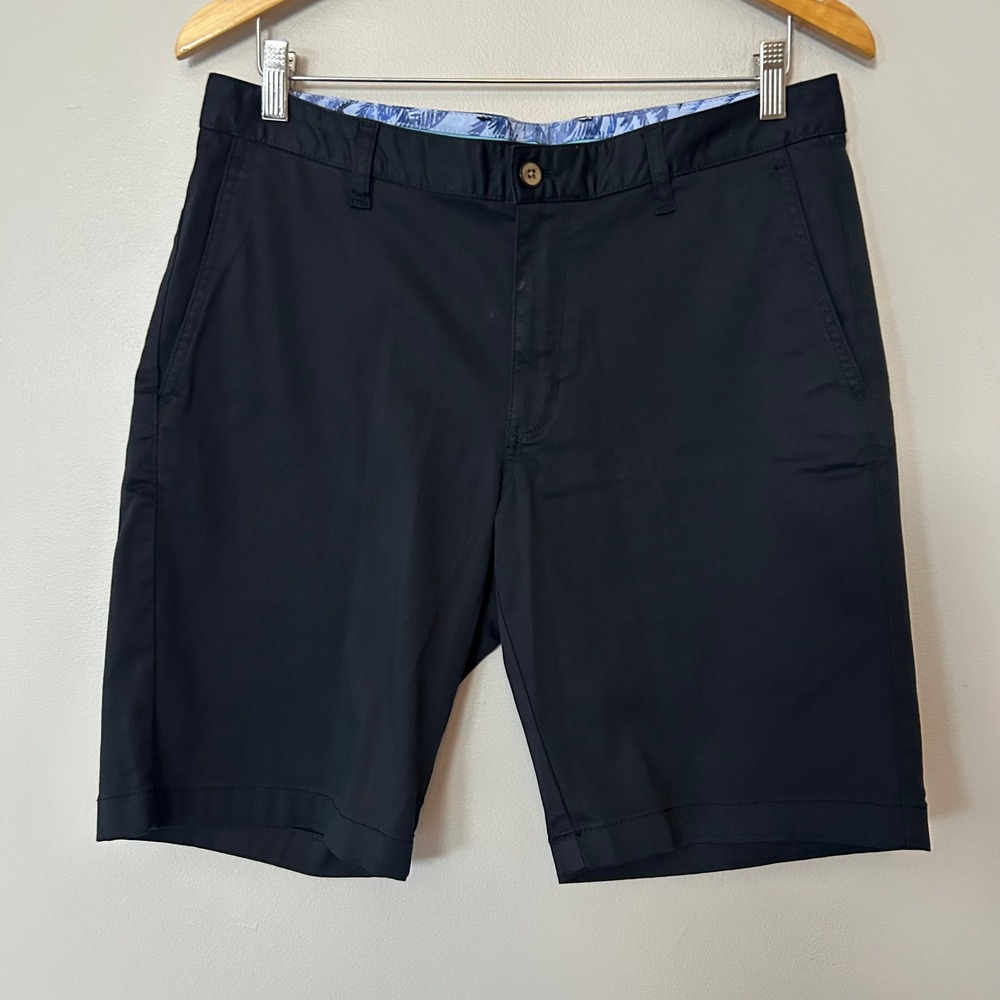 Tommy Bahama Shorts Mens 33 Black Boracay Golf Chino Flat Front Stretch Cotton